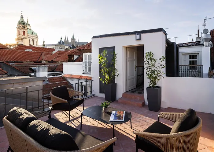 The Bridge By Little King Hotel apartamentowy Praga